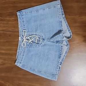Women's lace up jean shorts 5